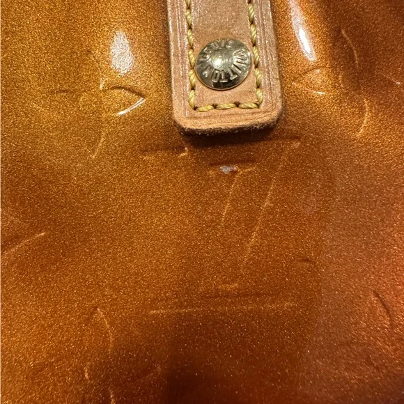 LOUIS VUITTON Bronze Monogram Vernis Copper Reade PM Bag - Picture 8 of 12